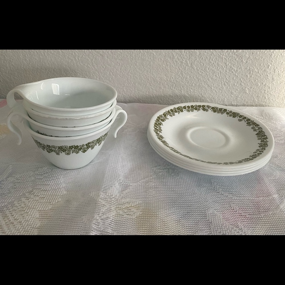 Corelle Corning Crazy Daisy Green Spring Blossom Hook Mug and Saucer Set of 4